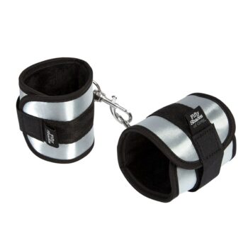 Fifty Shades of Grey – Totally His Handboeien – Zacht Velvet