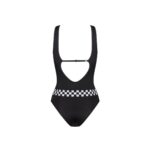 1763385696.121282-black_4